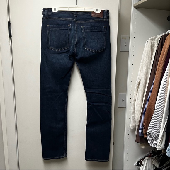 Revtown Sharp Jeans - Picture 2 of 8